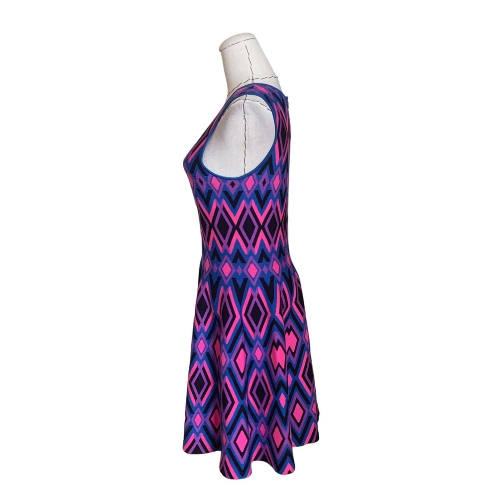 Issa London Knit Sleeveless Diamond Pattern Fit and Flare Skater Dress Med/Large - Picture 5 of 8
